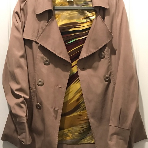 Women’s Jacket-Size XS - Picture 2 of 4